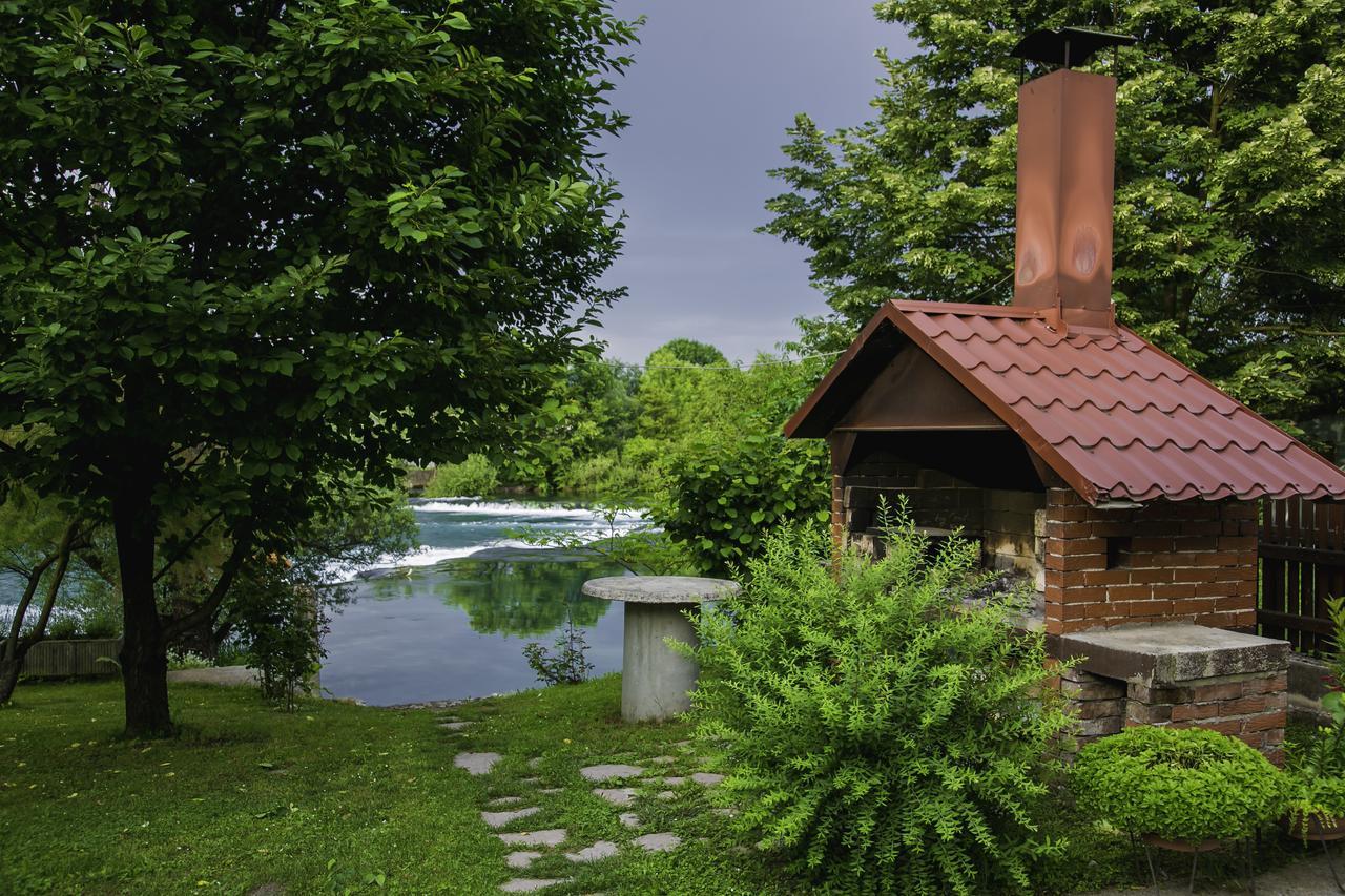 Lgp Exclusive Apartment Bihać Exteriör bild